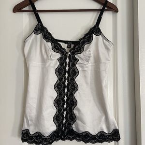 Lace black and white tank top!